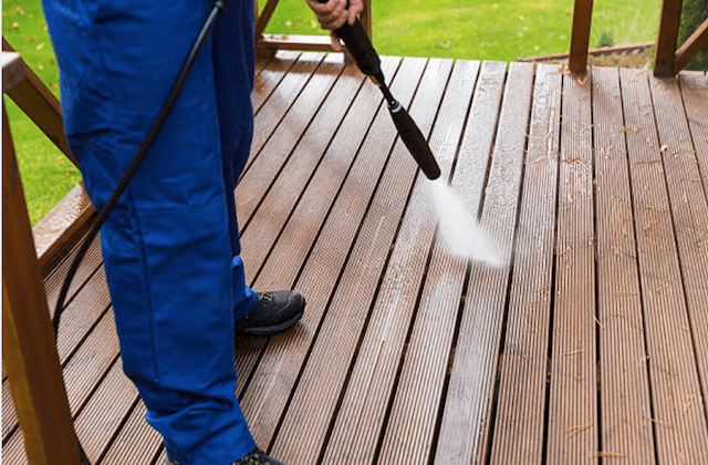 rialto deck cleaning